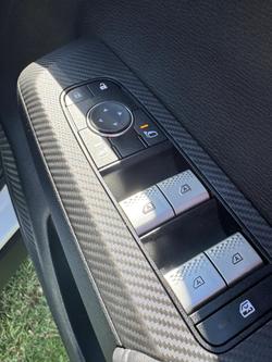 2024 Mitsubishi Outlander ES ZM MY24 White