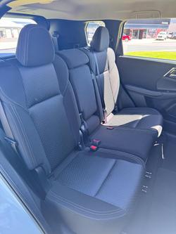 2024 Mitsubishi Outlander ES ZM MY24 White