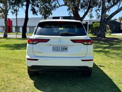 2024 Mitsubishi Outlander ES ZM MY24 White