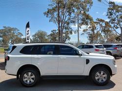 2024 Ford Everest Ambiente