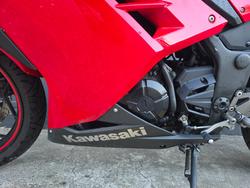 2016 Kawasaki NINJA 300 RED