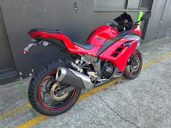 2016 Kawasaki NINJA 300 RED