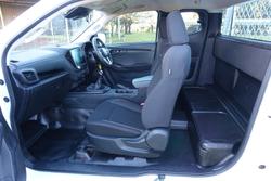 2022 Isuzu D-MAX SX MY22 4X4 Dual Range Mineral White