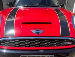 2017 MINI
                Hatch John Cooper Works