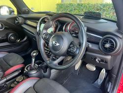 2017 MINI
                Hatch John Cooper Works