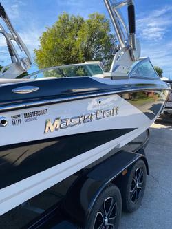 2013 MasterCraft X2