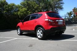 2010 Nissan Dualis ST J10 Series II MY10 Flame Red