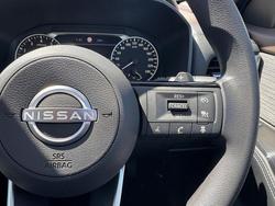 2025 Nissan X-TRAIL ST