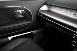 2025 Hyundai IONIQ 9 Calligraphy