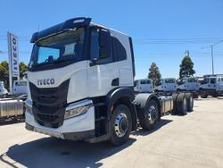 2025 Iveco
S-Way AT270