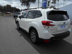 2021 Subaru Forester 2.5i