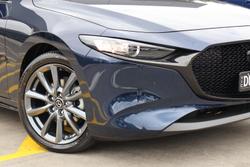 2025 Mazda 3 G20 Touring