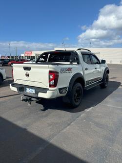 2022 Nissan
Navara Pro-4X