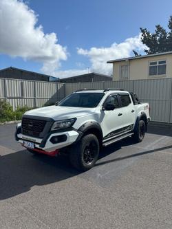 2022 Nissan
Navara Pro-4X