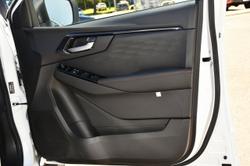 2025 Isuzu
D-MAX X-TERRAIN