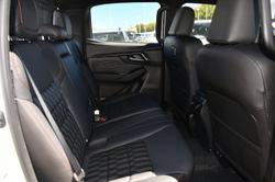 2025 Isuzu
D-MAX X-TERRAIN