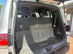 2022 Toyota Landcruiser VX