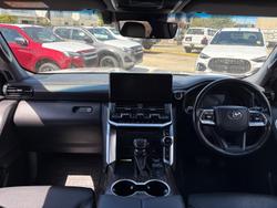 2022 Toyota Landcruiser VX