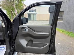 2012 Nissan Navara ST D40 Series 6 4x2 Midnight Black