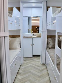 2025 Wonderland RV Amaroo 21Ft Quad Bunk