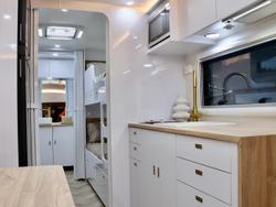 2025 Wonderland RV Amaroo 21Ft Quad Bunk