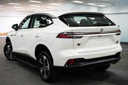 2025 MG
HS Super Hybrid Excite