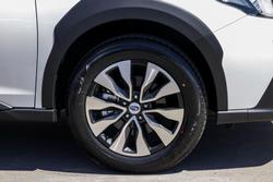 2024 Subaru Outback AWD Touring 6GEN MY24 AWD Crystal White