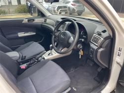 2010 Subaru Forester X Columbia S3 MY10 AWD White
