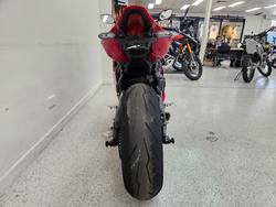 2024 Honda CBR650R Red