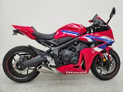 Honda CBR650R