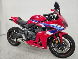2024 Honda CBR650R Red