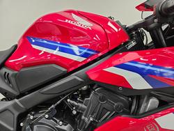 2024 Honda CBR650R Red