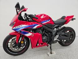 2024 Honda CBR650R Red