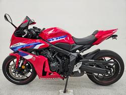 2024 Honda CBR650R Red