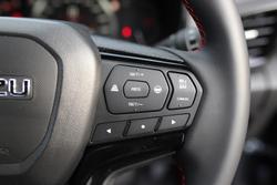 2025 Isuzu D-MAX X-TERRAIN