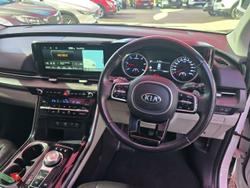 2021 Kia
                Carnival Platinum