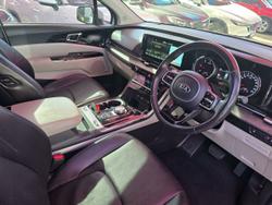 2021 Kia
                Carnival Platinum