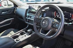 2022 Nissan Pathfinder Ti-L