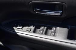 2016 Mitsubishi Outlander LS