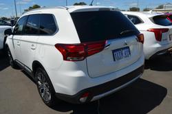 2016 Mitsubishi Outlander LS