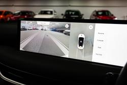 2025 MG IM5 Platinum