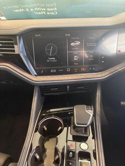 2025 Volkswagen Touareg 210TDI Elegance