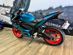 2021 Yamaha YZF-R3 BLUE