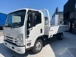 2025 Isuzu N Series NNR 45-150 White