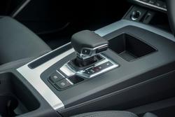 2025 Audi Q5 55 TFSI e S line