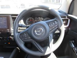 2025 Mazda BT-50 XS