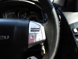 2017 Isuzu MU-X LS-M