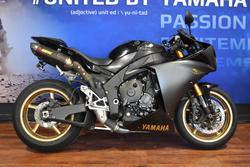 Yamaha YZF-R1