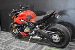 2011 Ducati STREETFIGHTER S Red