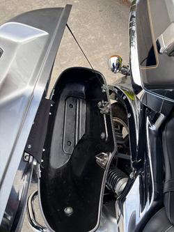 2010 Kawasaki VULCAN 1700 VOYAGER (ABS) Silver